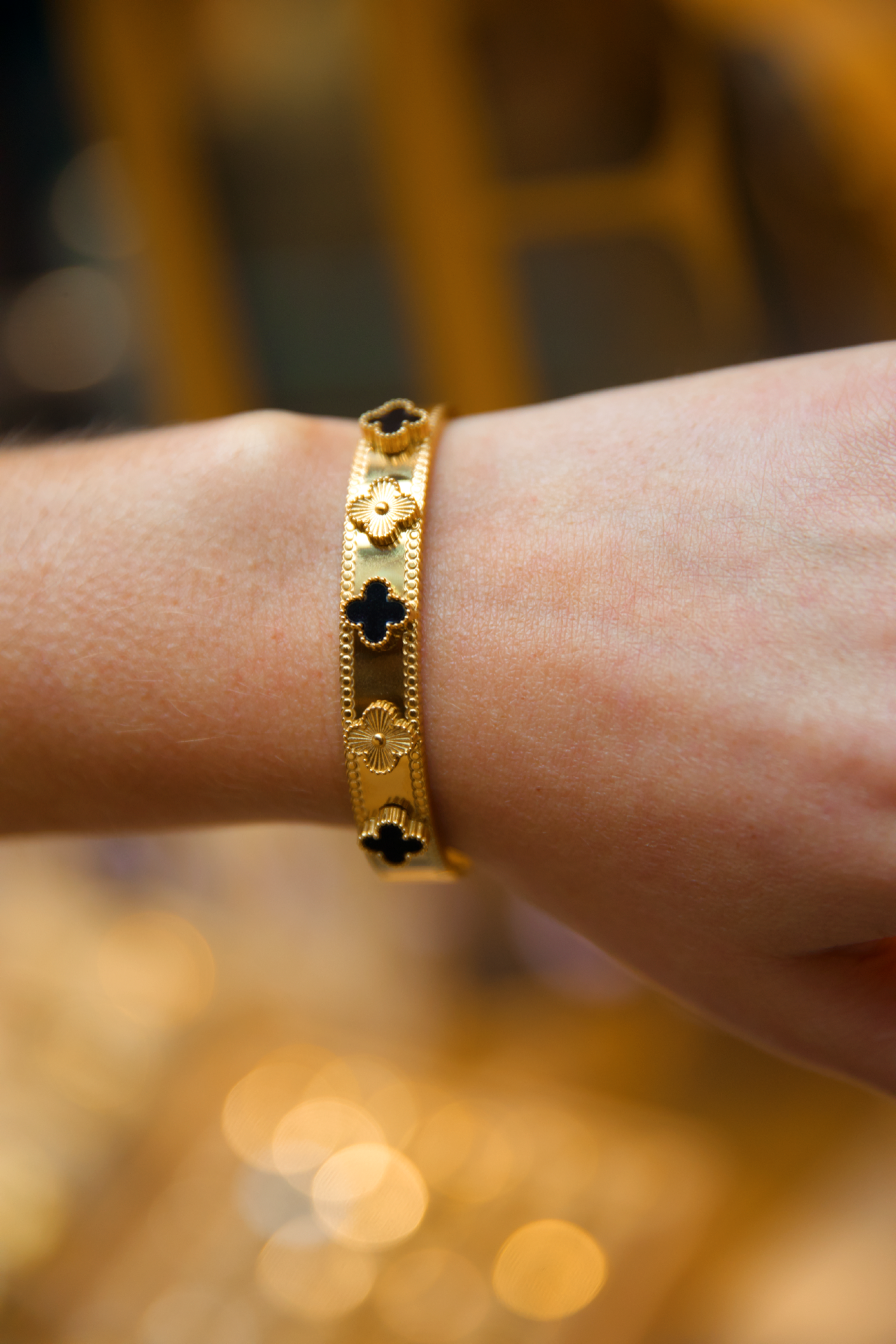 JONC - VALYA NOIR ET OR