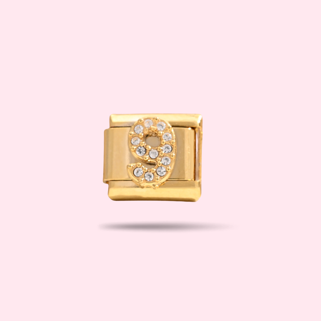 9️⃣ Charm Numéro 9